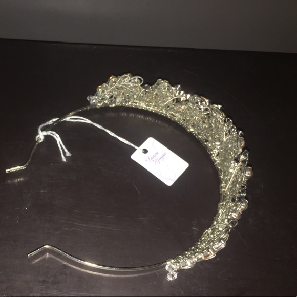 Laura Jayne bridal headband - Picture 3 of 4